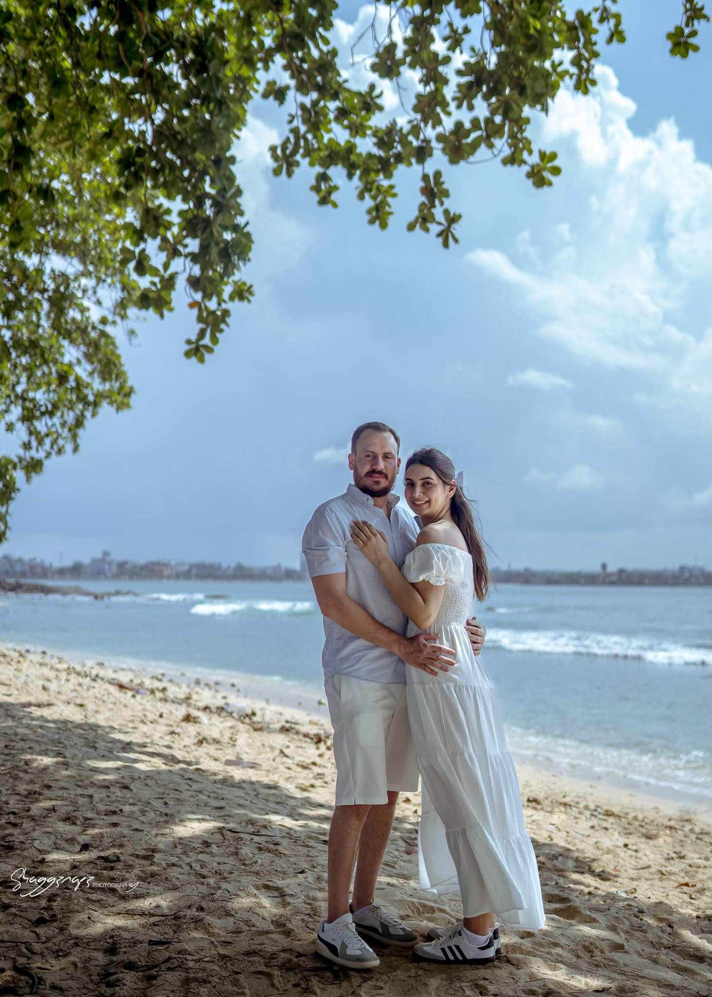 Couple portrait photoshoot on a Sri Lankan beach
